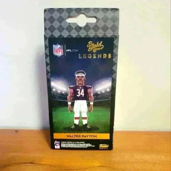 Funko gold NFL legends Walter Payton Chicago Bears - Picture 2 of 6